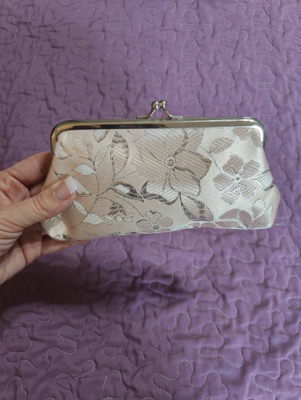 Pink Floral Kiss Lock Clutch Coin Purse - Picture 4 of 5